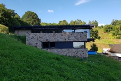 Construction d'une habitation - façade - moellon